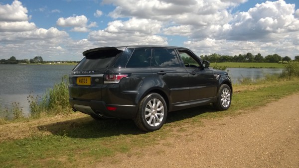 It looks good from every angle and those 20" rims hide an impressive braking / air suspension & computer controlled terrain response 4wd system. Good sized boot too but the optional third row of seats robs underfloor storage.