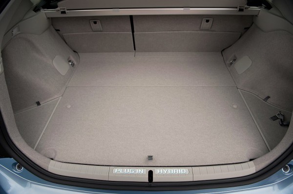 Fold the seat back down and you have just over 1100 litres of space. Charging leads when not in use are stowed away under the floor.