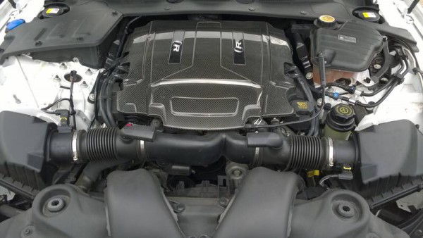 The UK assembled V8 with a twin vortex supercharger sounds awesome and delivers more power than an electrical storm - Stunning carbon fibre cover looks very snappy!