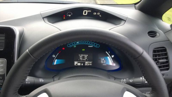 Instrument panel although a bit U.S.S Enterprise works well and features an in depth vehicle computer which is pleasingly simple to decipher.