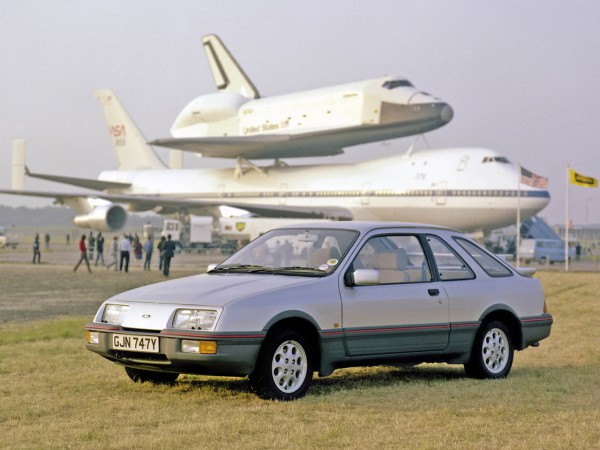 autowp.ru_ford_sierra_xr4i_3-door_hatchback_uk-spec_1