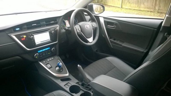 Its a real shame the interior isn't as smart and sharp as the outside. One or two ergonomic items could be better and the dash assembly is slab-like and boring. Digital clock is woefully old fashioned but the comfort levels and general refinement are very good.
