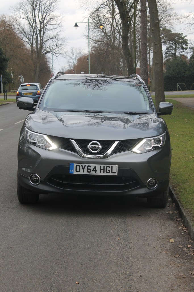 These are what Nissan calls 'LED signature daytime running lights'. I call them a common sight in the rearview mirror.