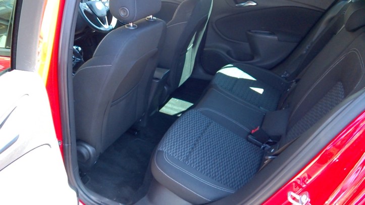 sports tourer rear seat