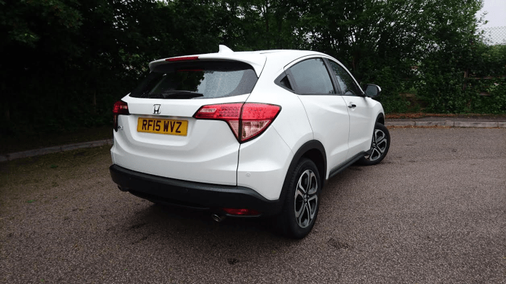 Its boot expands to over 1500 litres... and with a flat floor too. Its cute and curvy stance stands out from the crowd.